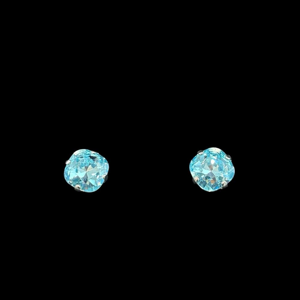 Blue Crystal Cushion Cut Prong Set Stud Earrings 10mm Topaz Blue Sparkle